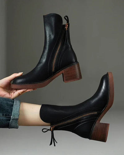 Valorine™ | Black Leather Ankle Boots with Comfortable Heel, Elegant and Timeless