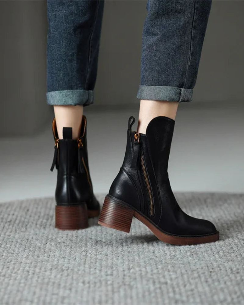 Valorine™ | Black Leather Ankle Boots with Comfortable Heel, Elegant and Timeless